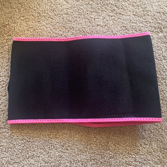 Get Waisted Waist Trainer 💗 - Picture 2 of 2
